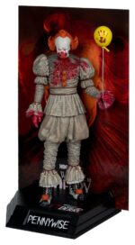 It Welcome to Derry Movie Maniacs Figure Pennywise (Bloody) 16 cm - immagine 2