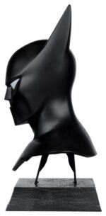 DC Direct Prop Replica 1/3 Batman Cowl (Batman Beyond Animated) 18 cm&nbsp; - immagine 4