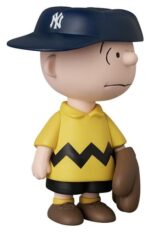 MLB × Peanuts UDF PVC Figure New York Yankees Charlie Brown 9 cm - immagine 2