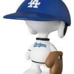 MLB × Peanuts UDF PVC Figure Los Angeles Dodgers Snoopy 7 cm