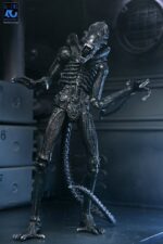 Aliens Ultimate Action Figure Warrior (1986) Xenomorph Black (40th Anniversary) 23 cm - immagine 5