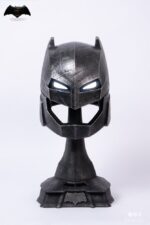 Justice League Replica 1/1 Batman v Superman: Dawn of Justice Armored Batman Helmet 50 cm
