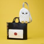 Harry Potter by Loungefly Sling Bag Hedwig - immagine 3
