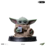 MANDALORIAN & GROGU MOVIE GROGU POPCORN TIME 1/4 LEGACY STATUE