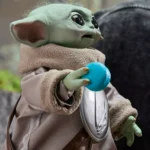 STAR WARS ULTIMATE GROGU ELECTRONIC ACTION FIGURE - immagine 2