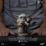 MANDALORIAN & GROGU MOVIE GROGU NO SQUEEZY 1/4 LEGACY STATUE - immagine 3