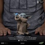 The Mandalorian & Grogu Grogu Collection Statue Grogu Butterfly Wonder - immagine 2