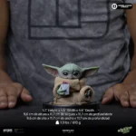 MANDALORIAN & GROGU MOVIE GROGU POPCORN TIME 1/4 LEGACY STATUE - immagine 2