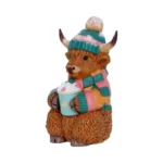 WINTER HIGHLAND COW HOT COCOA FIGURE - immagine 3