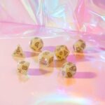 Capybara Dice Set of 7 Sleepie - immagine 3