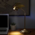 Harry Potter Desk Lamp Golden Snitch Posable - immagine 2