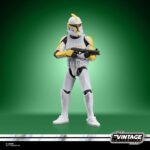 Star Wars Episode II Vintage Collection Action Figure Clone Trooper Commander 10 cm - immagine 4