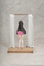 Azur Lane Gift+ PVC Figure 1/8 Trinidad Trapper in the Changing Room Ver. 23 cm - immagine 2