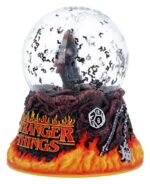Stranger Things Snow Globe Eddie's Sacrifice 14 cm - immagine 2