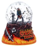 Stranger Things Snow Globe Eddie's Sacrifice 14 cm - immagine 4