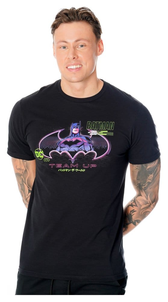 x_pe19561tsb Batman T-Shirt Anime Matrix Grid - immagine 1