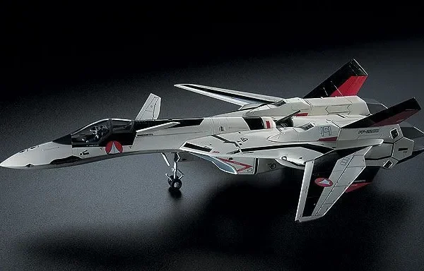MACROSS PLUS YF-19 1/72 MK