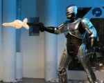 ULTIMATE ROBOCOP BATTLE DAMAGED W/ CHAIR - immagine 4