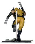 Marvel Statue 1/10 Wolverine 18 cm - immagine 5