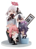 Blue Archive FigUnity PVC Figure 14 cm (with gift)