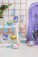 Sanrio Friends Sweet Treats Bag Clips Blind Box Assortment Hello Kitty (24) - immagine 2