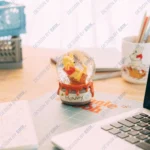 DISNEY WINNIE THE POOH SNOWGLOBE