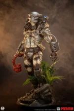 PREDATOR 1:2 SCALE STATUE - immagine 2