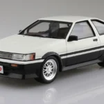 INITIAL-D AKIYAMA WATARU AE86 LEVIN TOYOTA MK 1/24