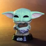 Star Wars: The Mandalorian and Grogu POP! Vinyl Figure Grogu with Sandwich 9 cm - immagine 2