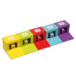 Set Costruzioni in Legno - Blocchi per Bambini: Corse Vivaci - immagine 2
