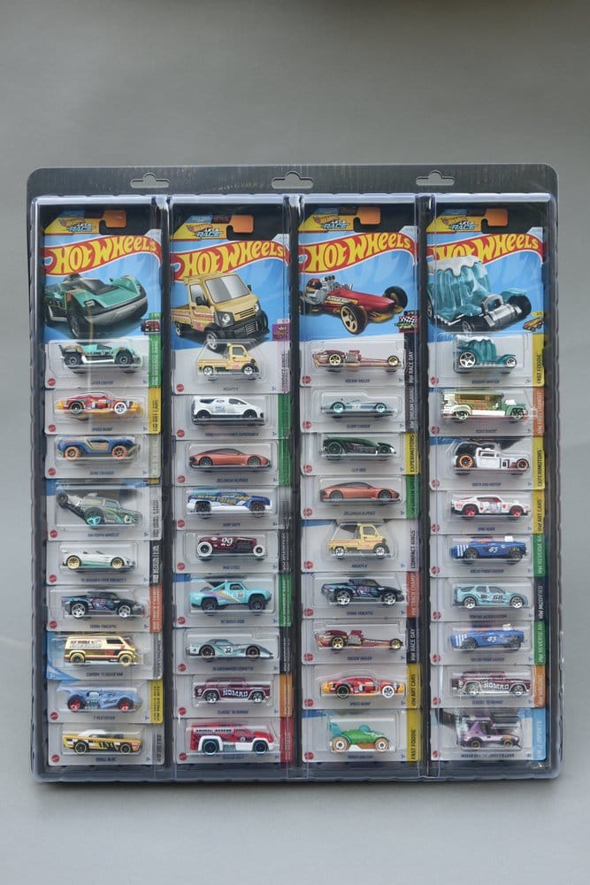 x_evo-wdf-32 Evoretro Wall Display for 32 Carded Diecast Cars 3-Pack - immagine 1