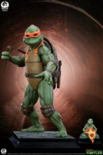 Teenage Mutant Ninja Turtles Statue 1/2 Michelangelo Deluxe Edition 84 cm - immagine 2