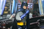 BATMAN 1966 TV SHOW BATMAN CLOTHED ACTION FIGURE - immagine 3
