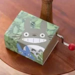 MY NEIGHBOR TOTORO LEAF HAND CRANK MUSIC BOX