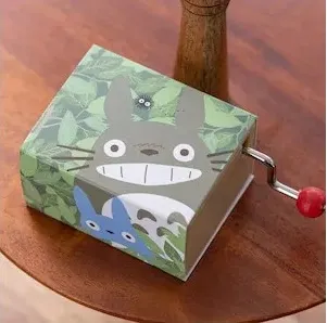 116589__12460dab MY NEIGHBOR TOTORO LEAF HAND CRANK MUSIC BOX - immagine 1