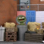SESAME STREET OSCAR THE GROUCH ULTIMATE ACTION FIGURE - immagine 2