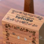 MY NEIGHBOR TOTORO AUTUMN LEAF HAND CRANK MUSIC BOX - immagine 4