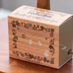 MY NEIGHBOR TOTORO AUTUMN LEAF HAND CRANK MUSIC BOX - immagine 3