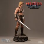 Masters of the Universe Life-Size Figure He-Man 207 cm - immagine 4