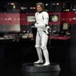 Star Wars Episode IV Milestones Statue 1/6 Han Solo (Stormtrooper Disguise) 40th Anniversary Exclusive 30 cm - immagine 6