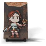 Tomb Raider FiGGYZ Magnet Collectible Lara Croft Holding Scion 11 cm
