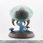 Metroid Prime PVC Figure Metroid (Standard) (Glow in the Dark) 21 cm