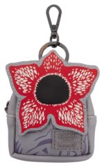 Stranger Things by Loungefly Bag Charm Mystery Box Display (15) - immagine 3