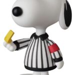 Peanuts UDF Series 20 Mini Figure Referee Snoopy 7 cm