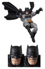 Batman MAFEX Action Figure Batman (TDKR) 16 cm (re-run) - immagine 3