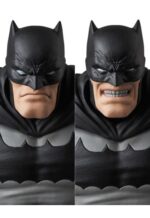 Batman MAFEX Action Figure Batman (TDKR) 16 cm (re-run) - immagine 6