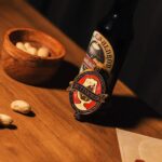 Harry Potter Butterbeer Magnet with Bottle Opener - immagine 2