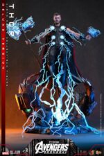 Avengers: Doomsday Movie Masterpiece Action Figure 1/6 Thor (Deluxe Version) 32 cm - immagine 3