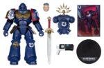 Warhammer 40,000 Total War Action Figure 3rd Company Lieutenant (Ultramarines) 18 cm - immagine 2