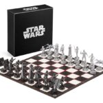 Star Wars Original Trilogy Chess Set 47 cm